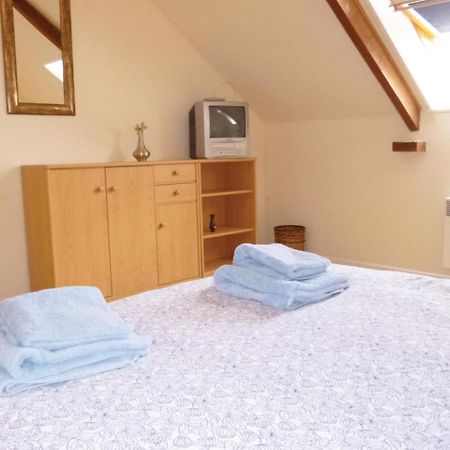 3 Bedroom Cozy Home In Brucheville Carentan-les-Marais Eksteriør bilde
