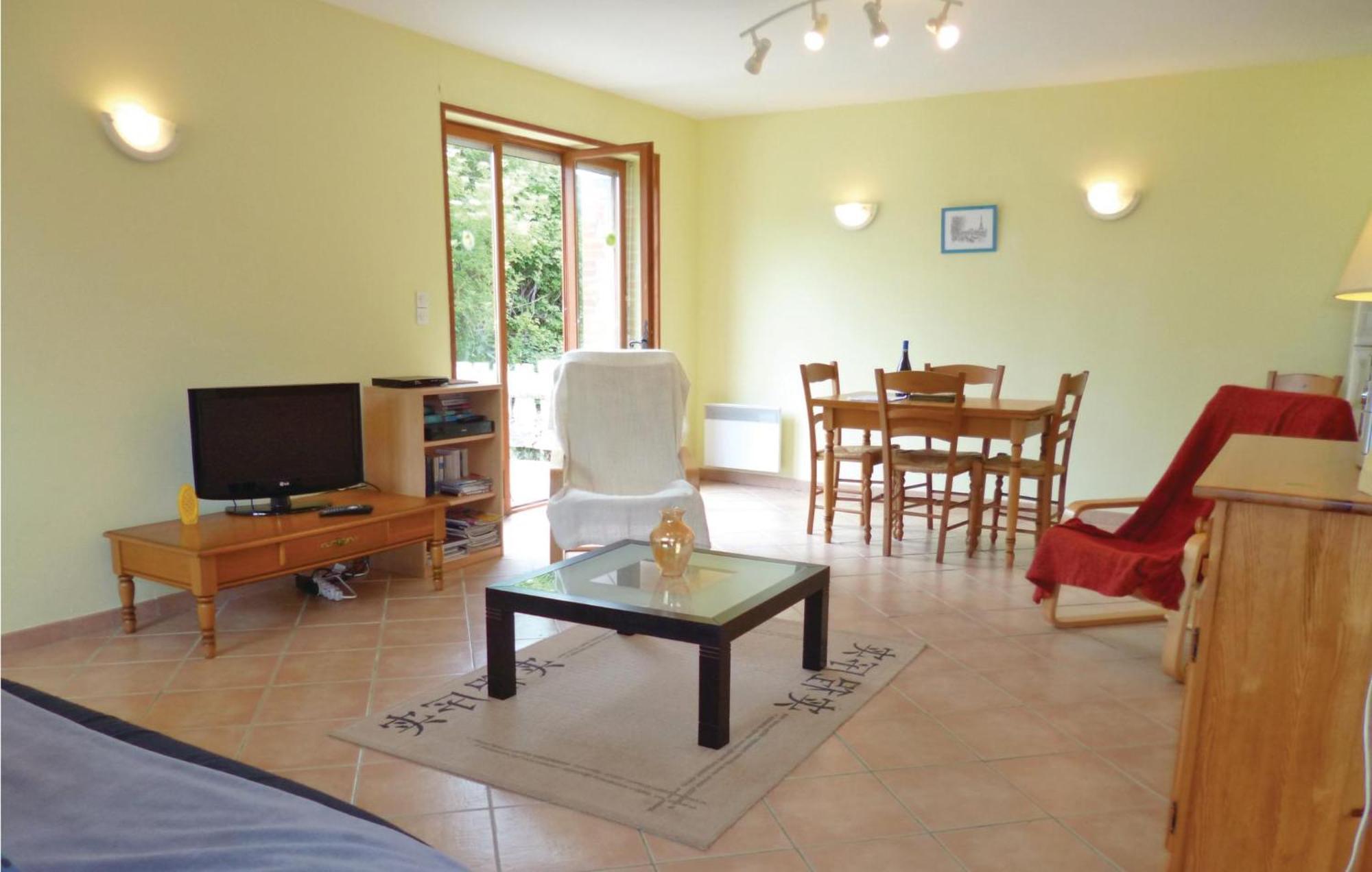 3 Bedroom Cozy Home In Brucheville Carentan-les-Marais Eksteriør bilde